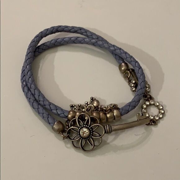 🌼🌼Premier Designs Keeper bracelet🌼🌼  - Picture 1 of 3
